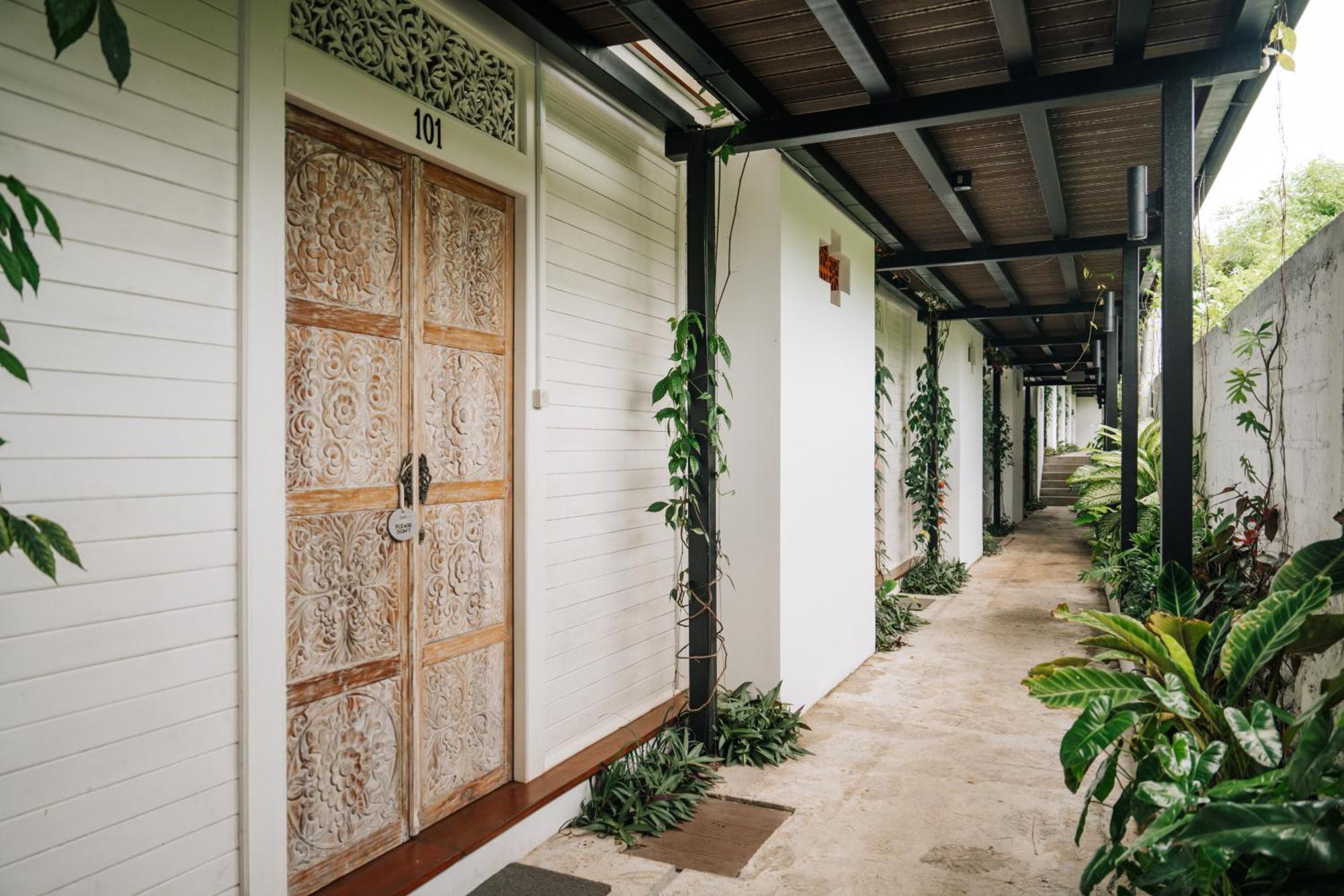 Mambo Hill Resort Ped Exterior foto